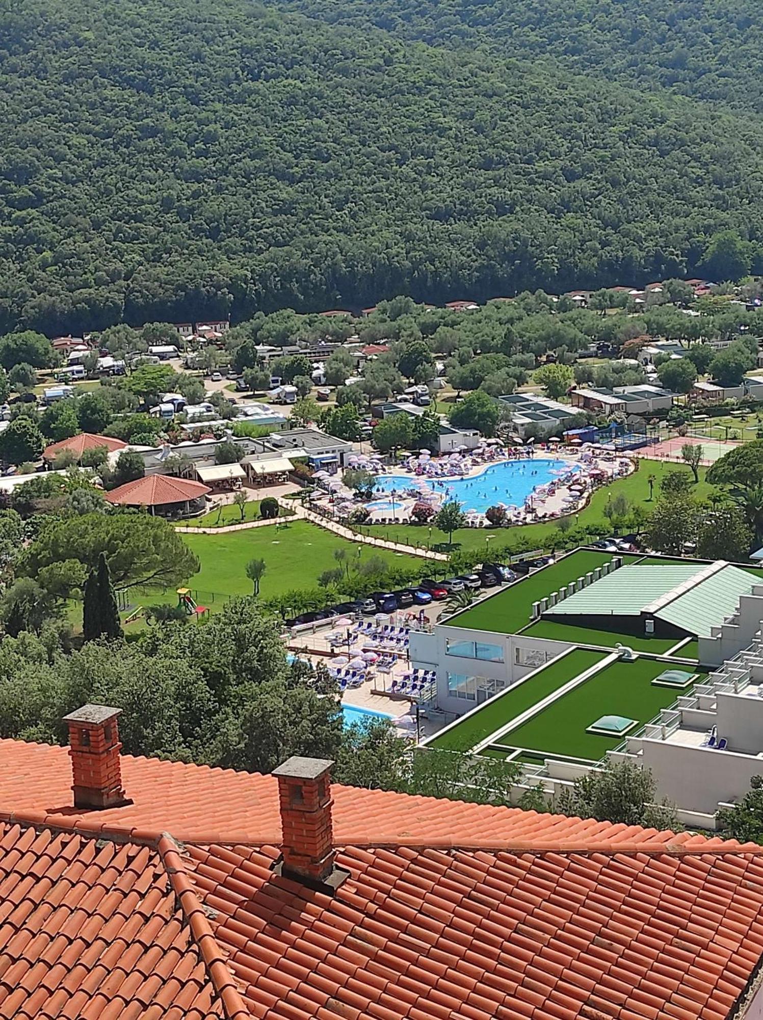 Apartments With A Parking Space Rabac, Labin - 6414 Buitenkant foto